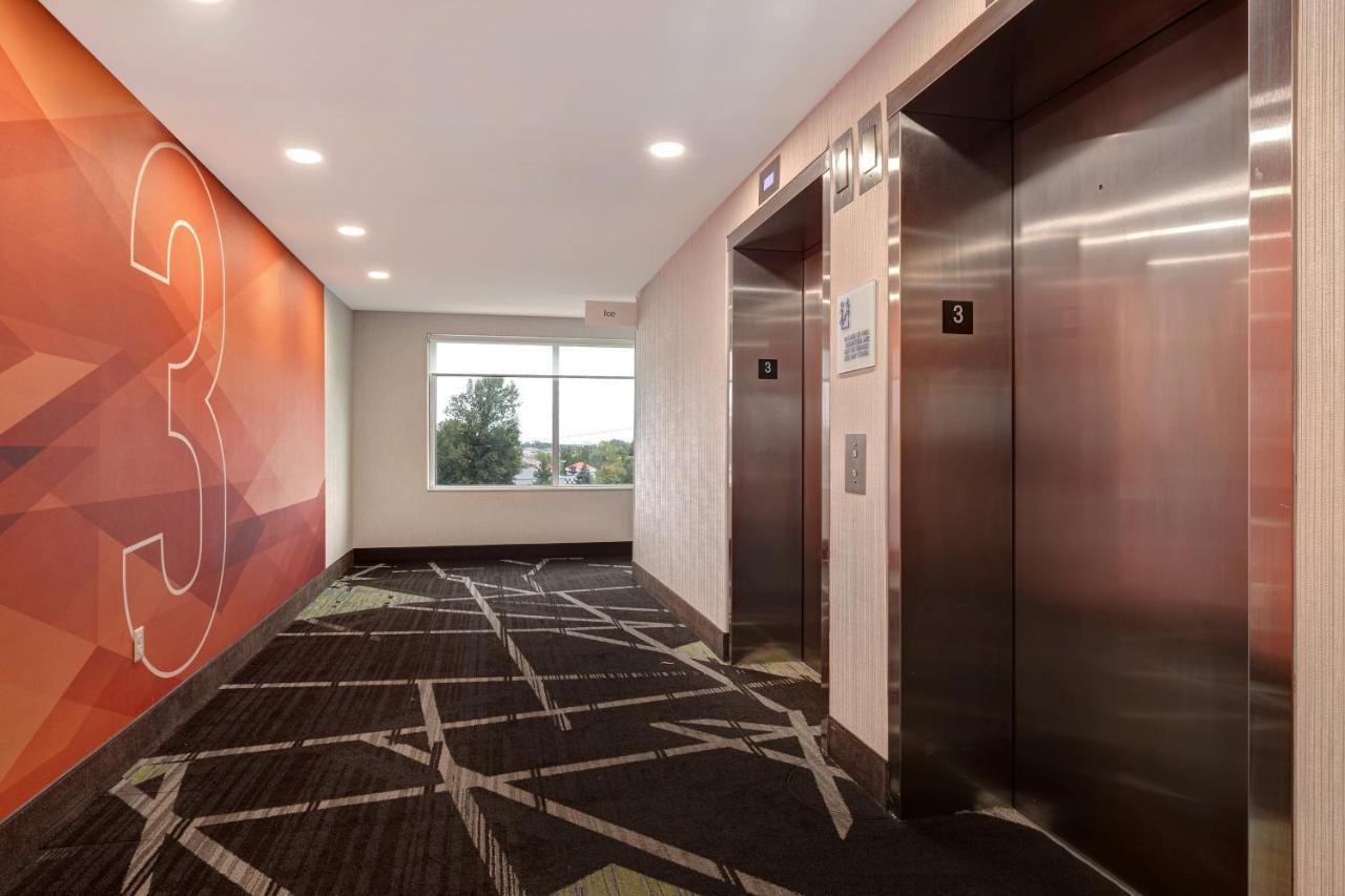 Holiday Inn Express & Suites - Grand Rapids South - Wyoming By Ihg Exterior foto