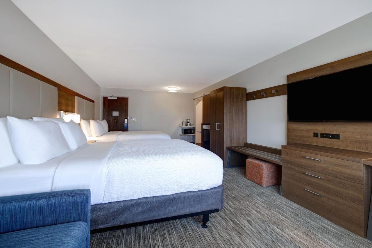 Holiday Inn Express & Suites - Grand Rapids South - Wyoming By Ihg Exterior foto