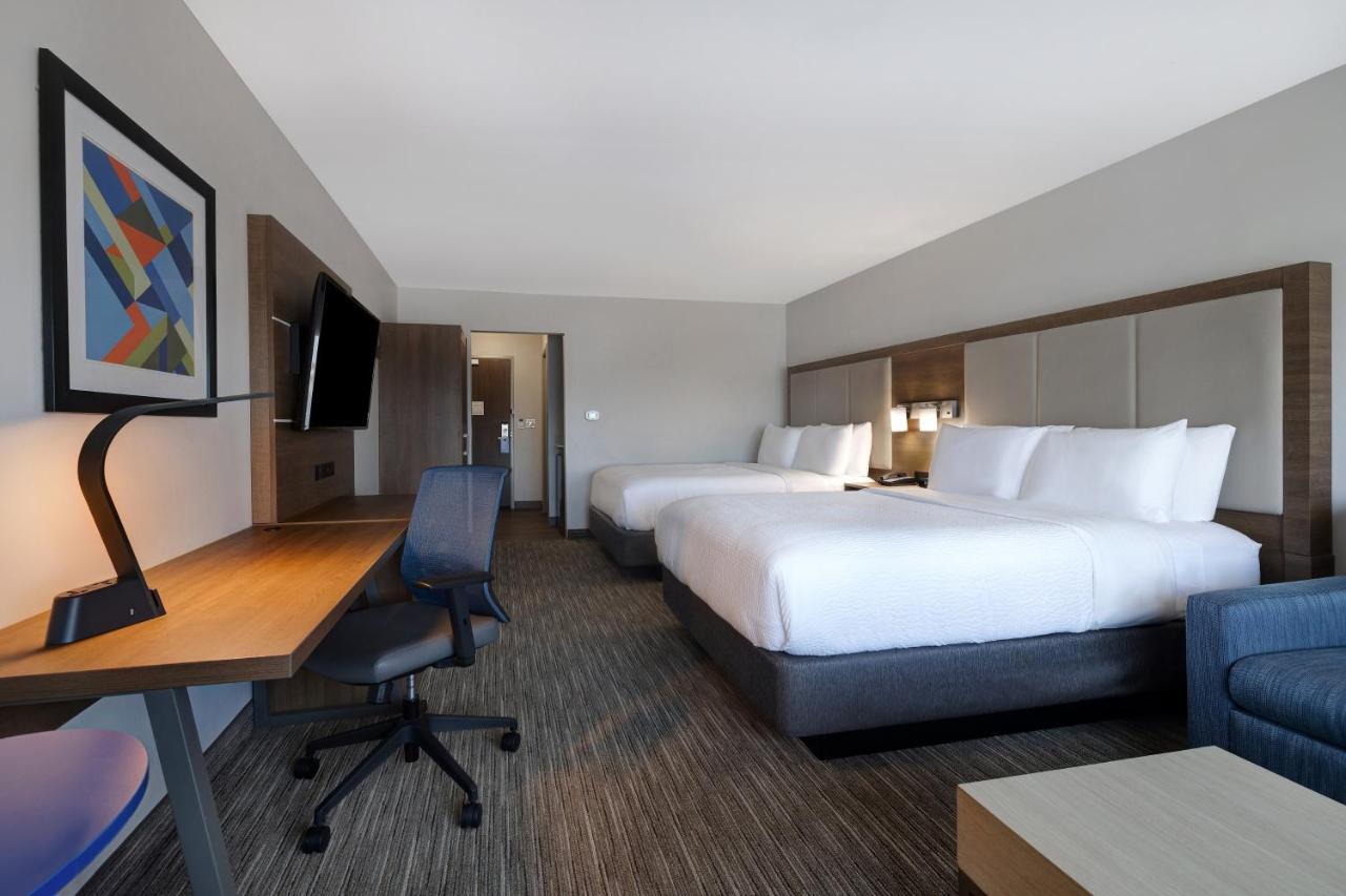 Holiday Inn Express & Suites - Grand Rapids South - Wyoming By Ihg Exterior foto