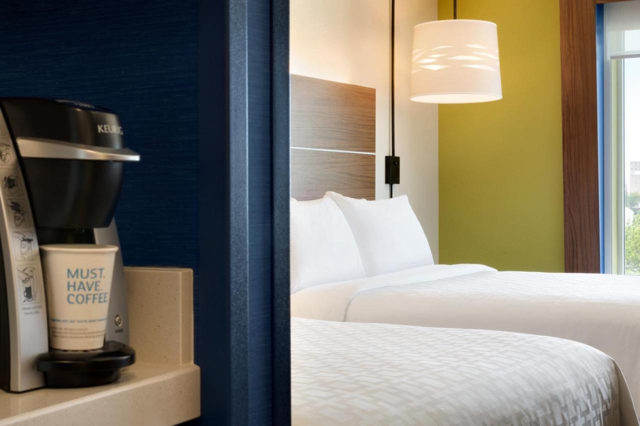 Holiday Inn Express & Suites - Grand Rapids South - Wyoming By Ihg Exterior foto