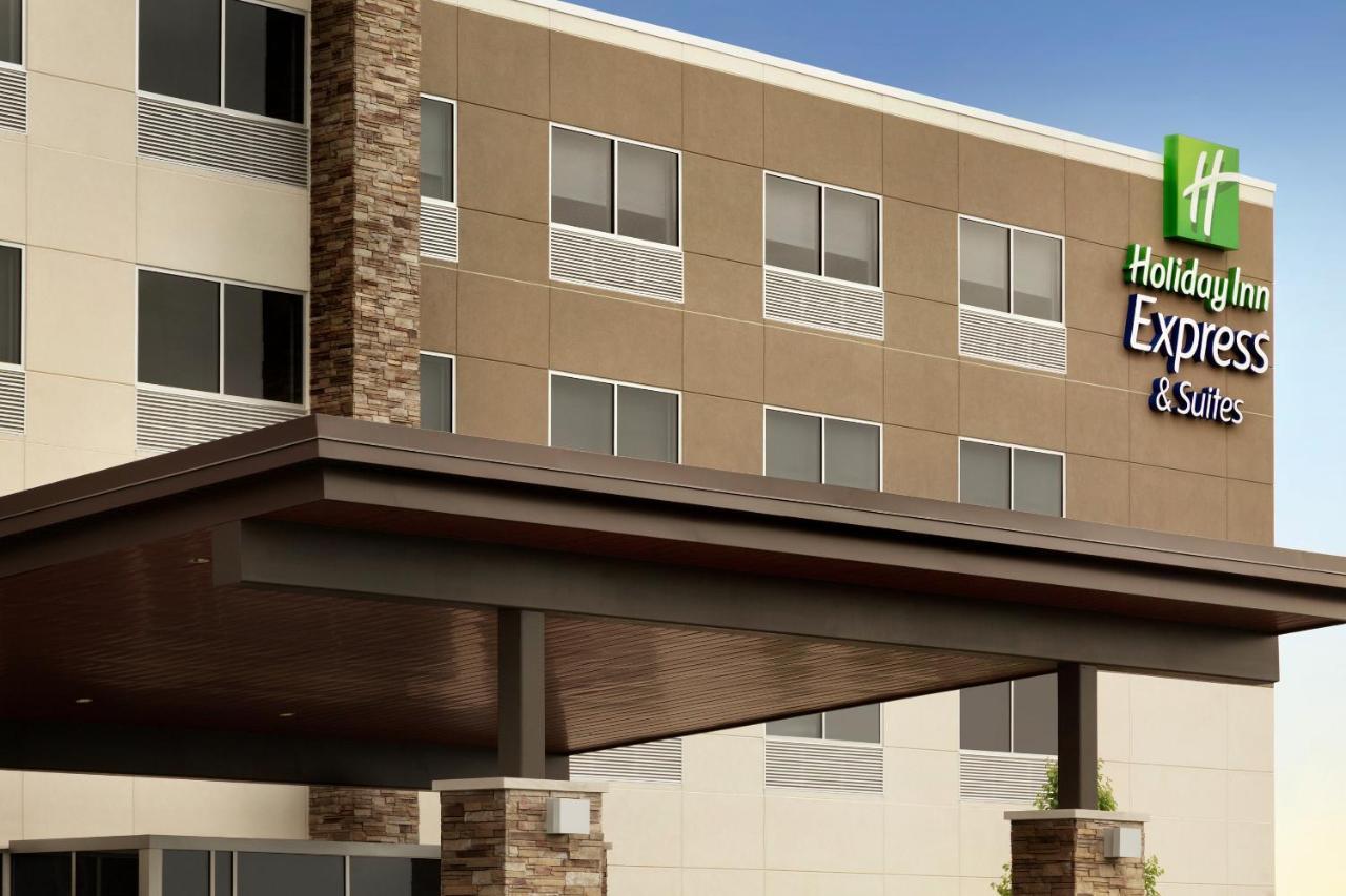 Holiday Inn Express & Suites - Grand Rapids South - Wyoming By Ihg Exterior foto